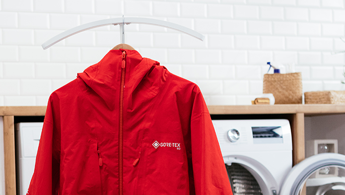 How to wash Gore-Tex clothing and restore Durable Water Repellency (DWR)
