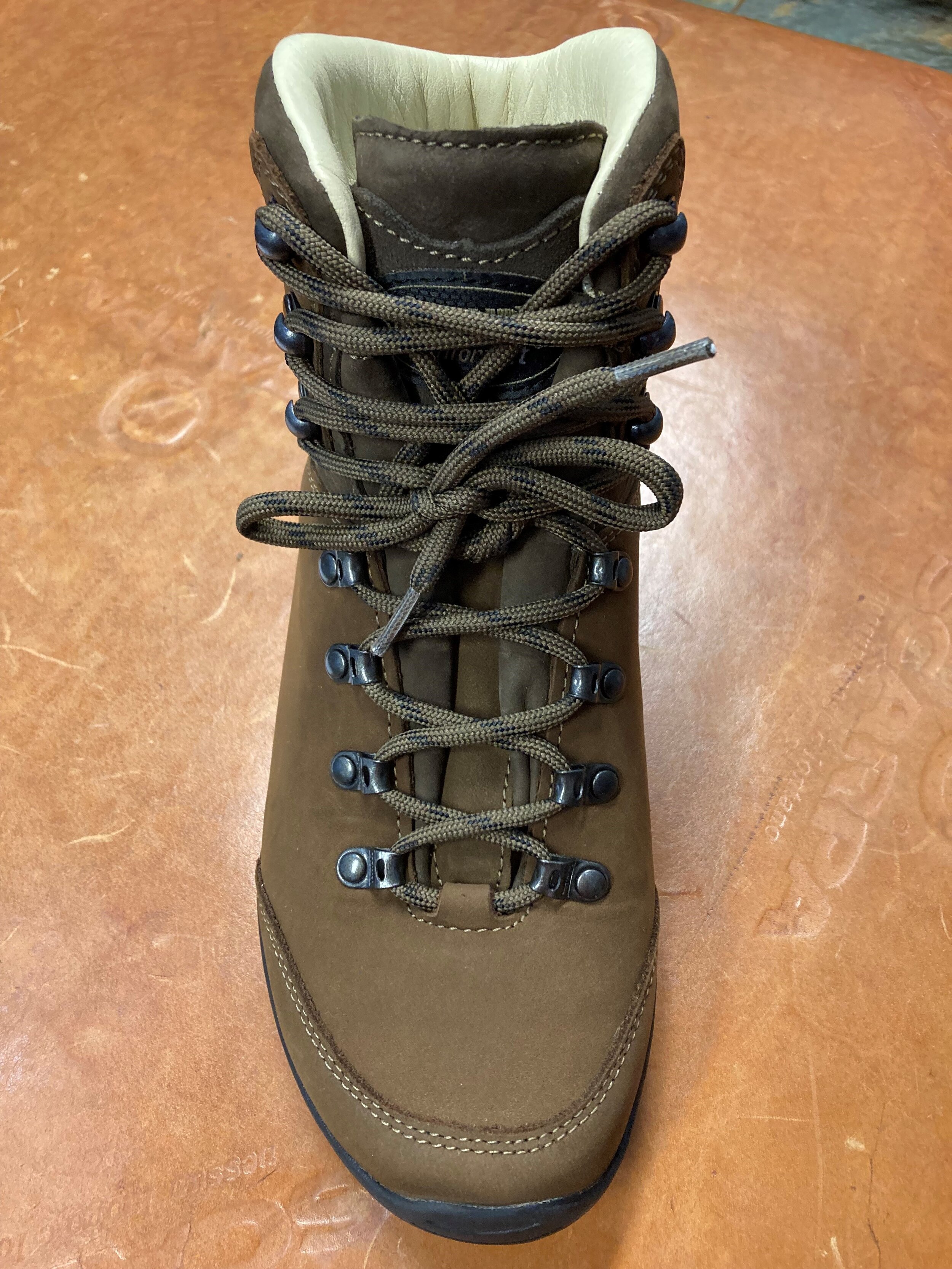 How to Lace & Tie Hiking Boots