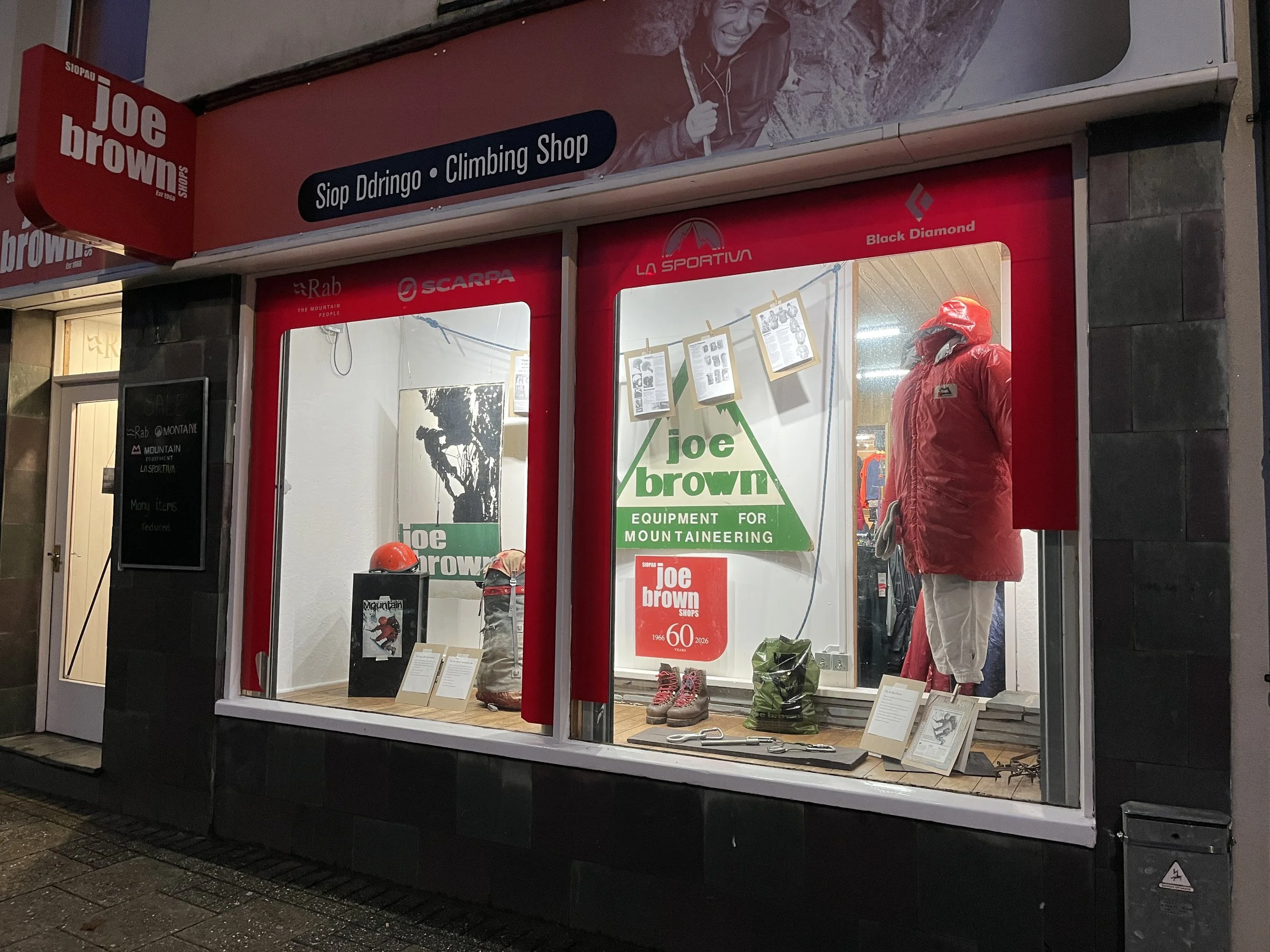 Siopau Joe Brown Shops 60th Anniversary 