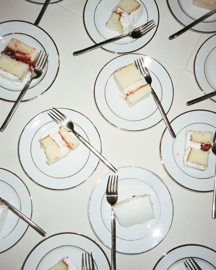 The cake&rsquo;s been cut &ndash; the celebration isn&rsquo;t over.
Soft crumbs, sticky forks, a sweetness that stays on the lips.

#jcbespokeevents

#ibiza
#ibiza2025
#ibizaexperience

#spain
#spanishwedding
#weddinginspain

#eventplanner
#eventplan
