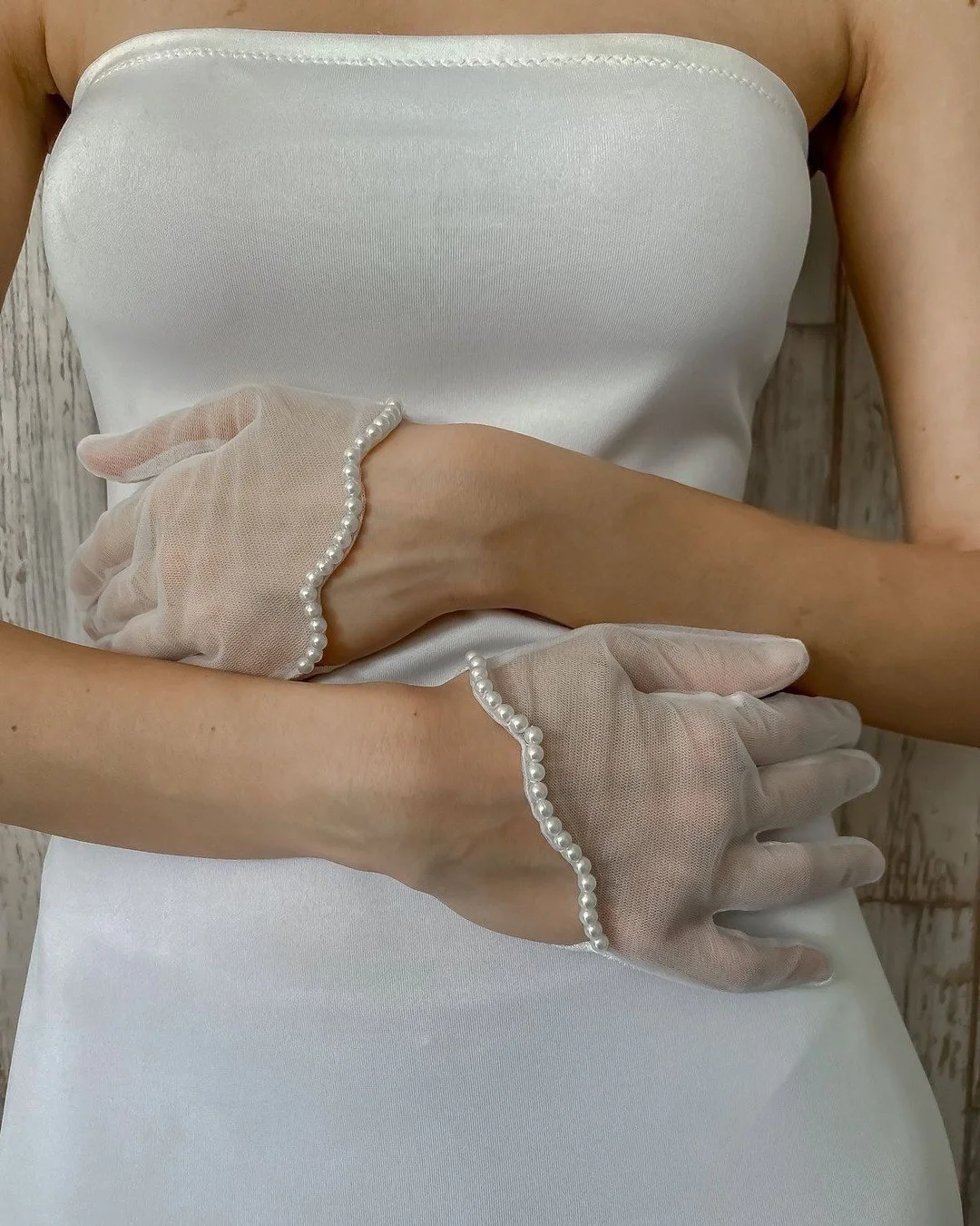 Gloves as statement: delicate, subversive, unforgettable.

#jcbespokeevents

#ibiza
#ibiza2025
#ibizaexperience

#spain
#spanishwedding
#weddinginspain

#eventplanner
#eventplanneribiza
#weddingplanner
#weddingplanneribiza