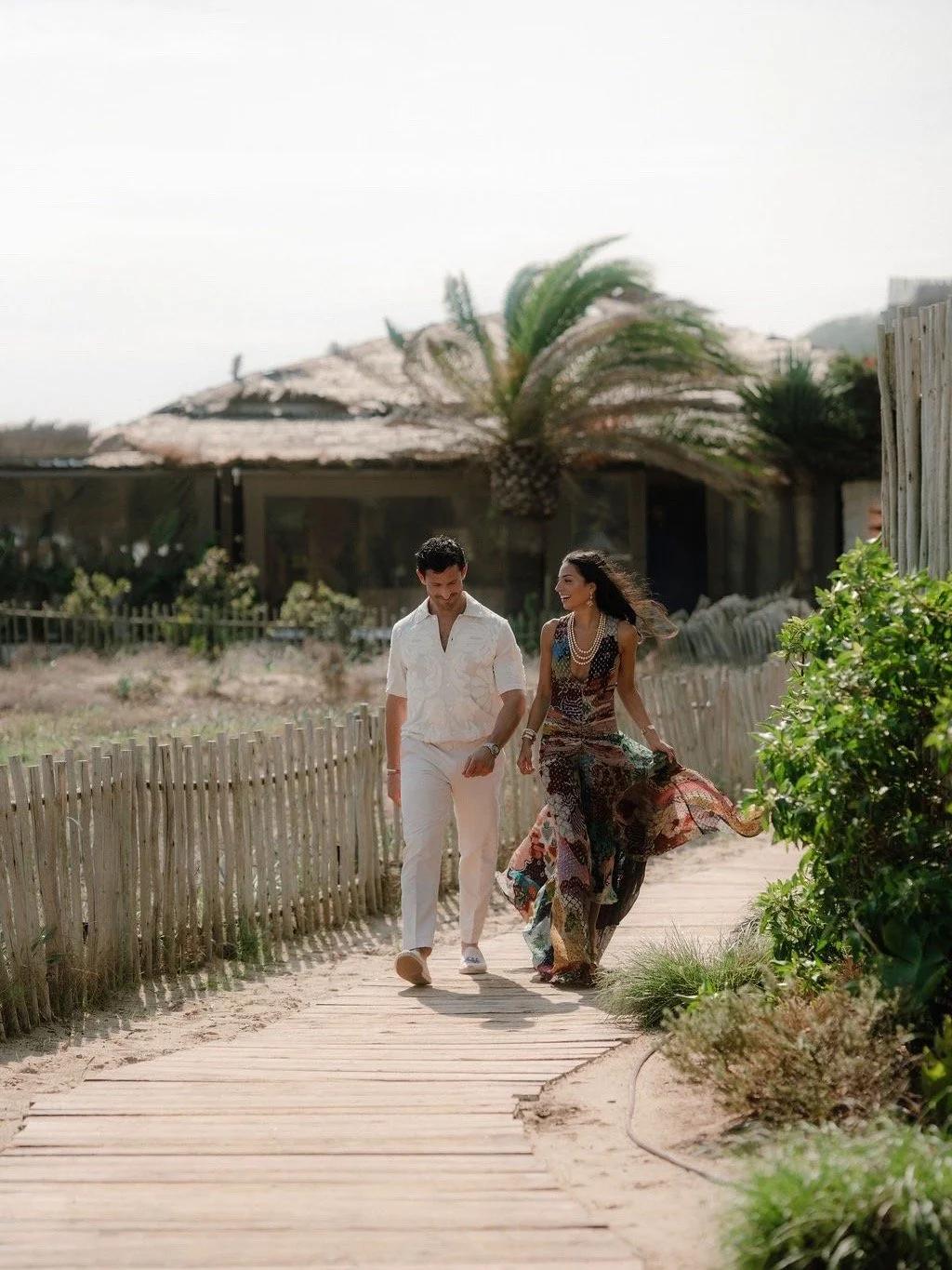 A Mehndi celebration for Raina and David at Beachouse - easy elegance by the sea and that feeling that everything&rsquo;s about to begin.

Wedding Planner @jcbespokeevents
Design &amp; Styling @jcbespokeevents @spacesibiza
Florals @aureafloralstudio
