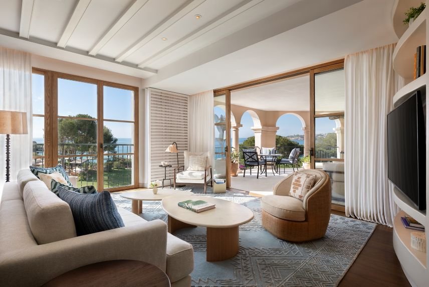 The St. Regis Mardavall Mallorca Resort