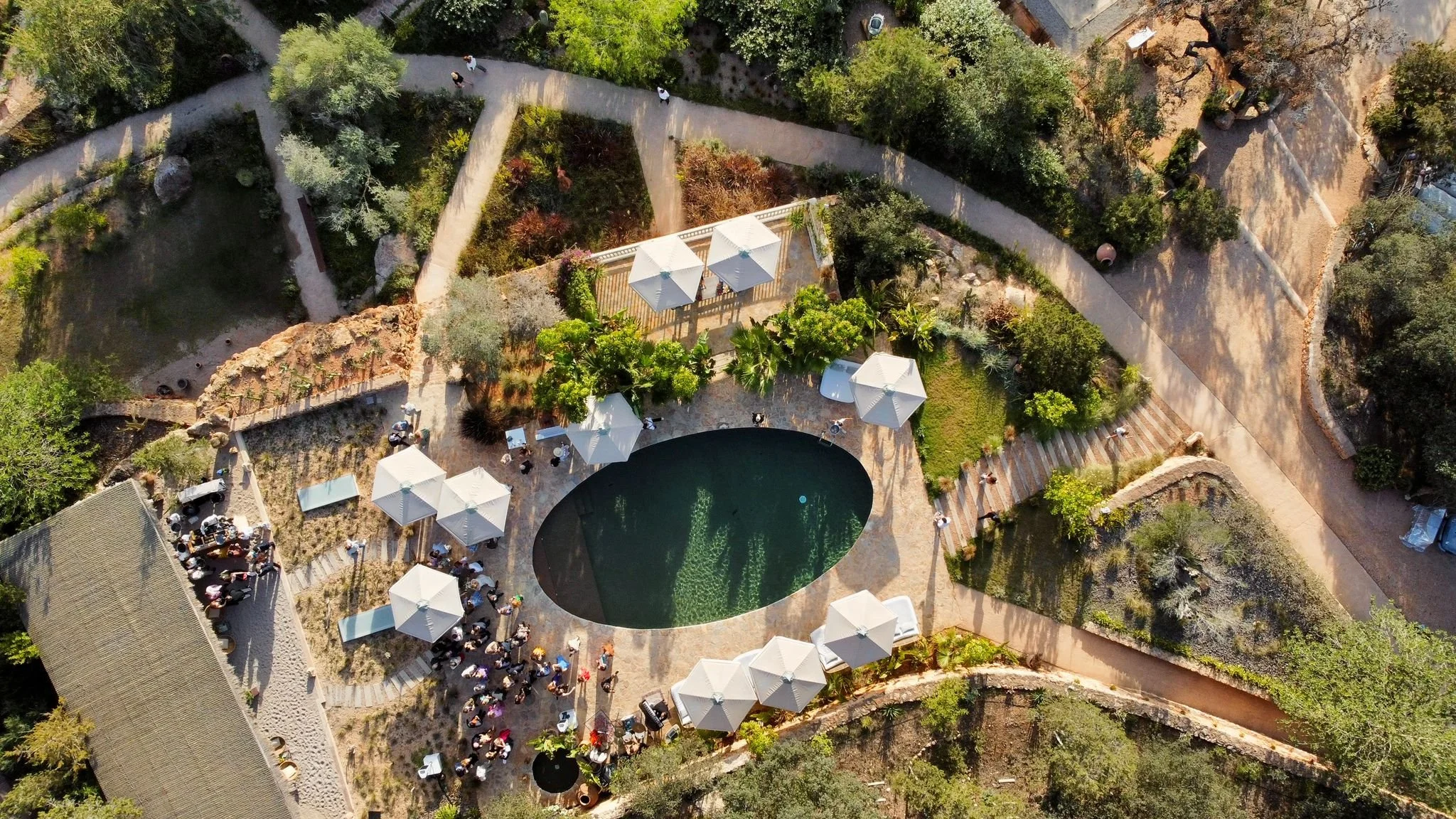 Wedding trends 2025 Ibiza luxury wedding