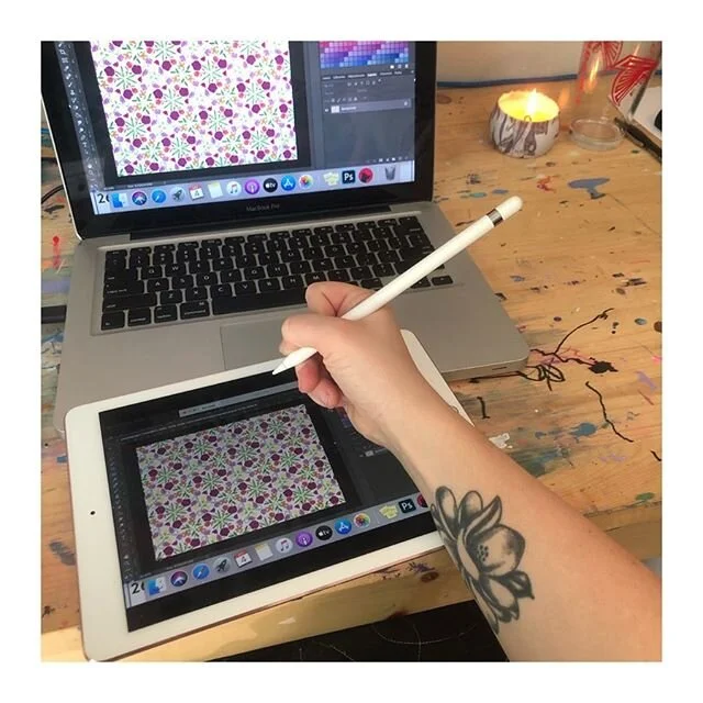 &bull;&bull;&bull; I said I was going to be more personal this month and then promptly posted nothing but artwork 😅 I&rsquo;m trying I promise ✨ I draw a lot of inspiration from flowers- I paint them and draw them and make them into repeat patterns&