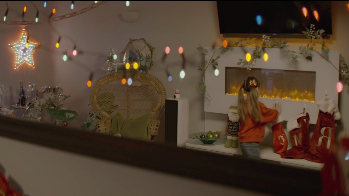 CHRISTMAS AT FOXGLOVE ZOO - Feature Film