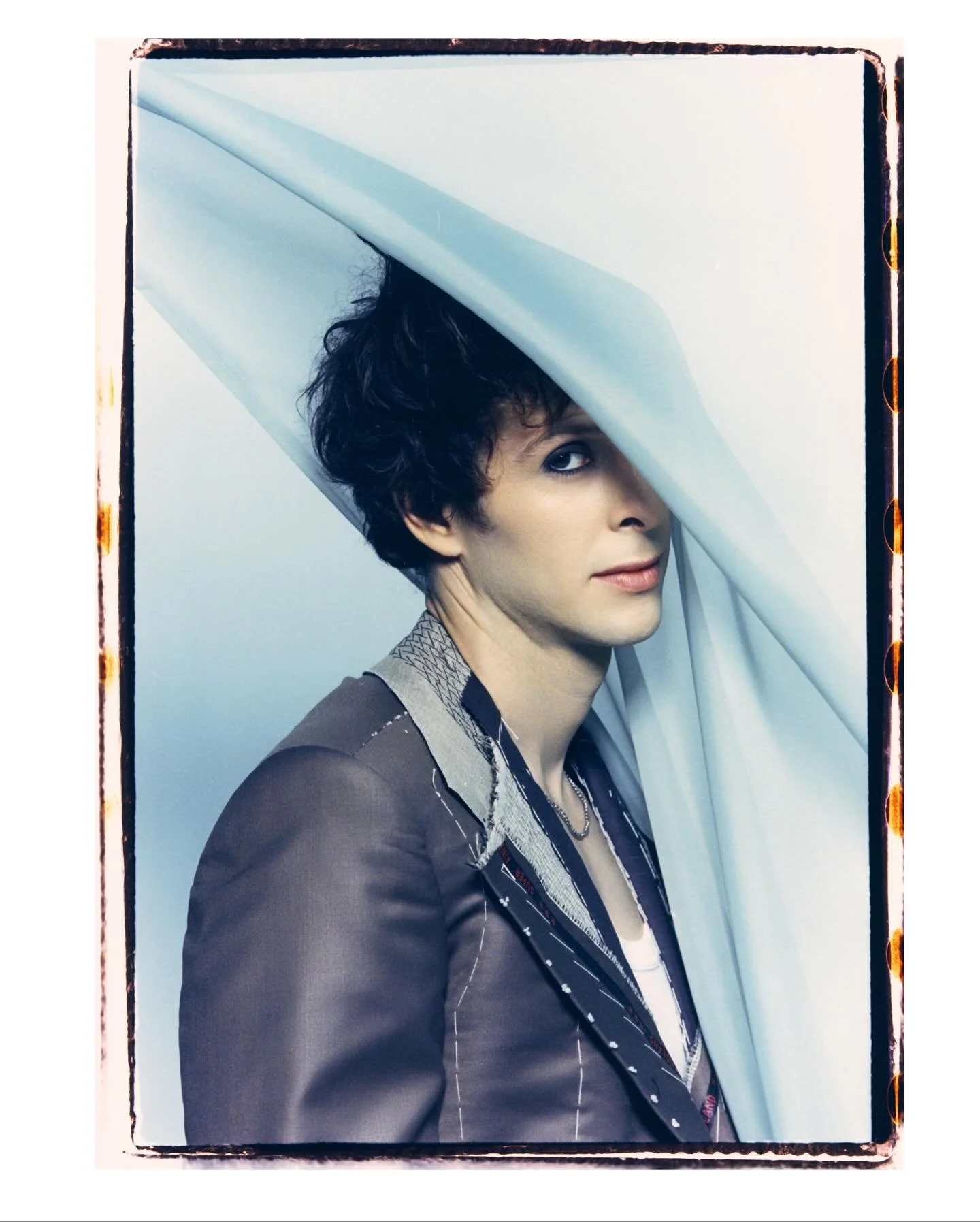 Press for @thisisd3lta

Creative D @niinaisbrandnew
Photos @moja.wtf
AC @geornden
Stylist @ally.lux
HAMU @beefbones1

Film by @analogue_revival - 500T 35mm
Photos Developed by @filmprocessing.co.uk - ECN2
Printed @rapideye.darkroom