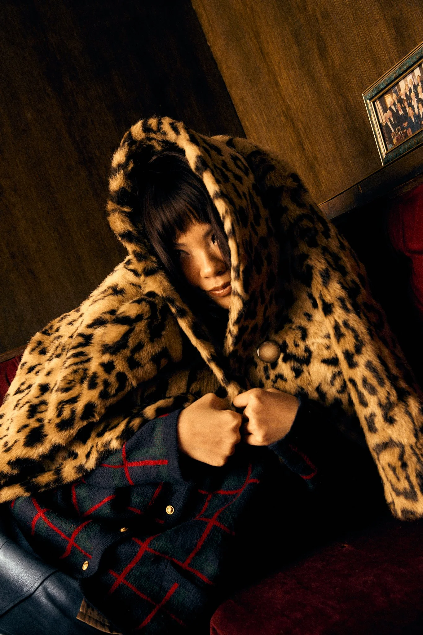 BR AW2520712.jpg