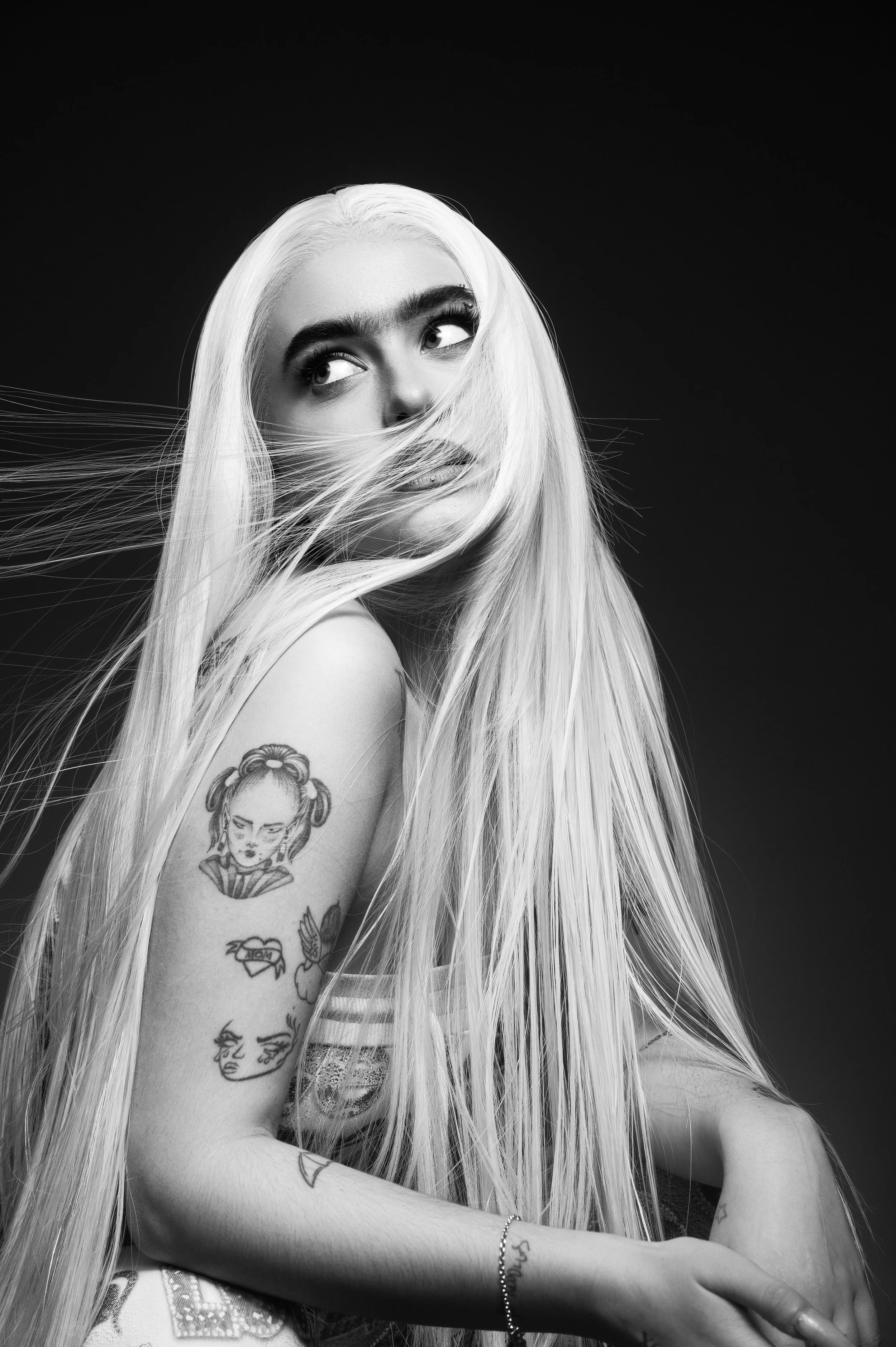 Loz Srudio47091-Edit.jpg