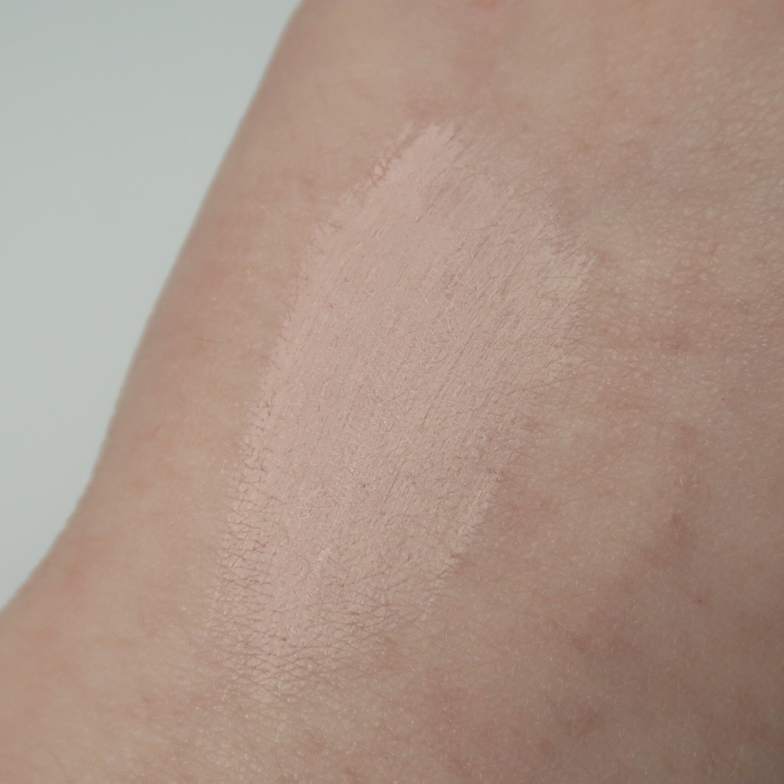 makeup obsession mega concealer