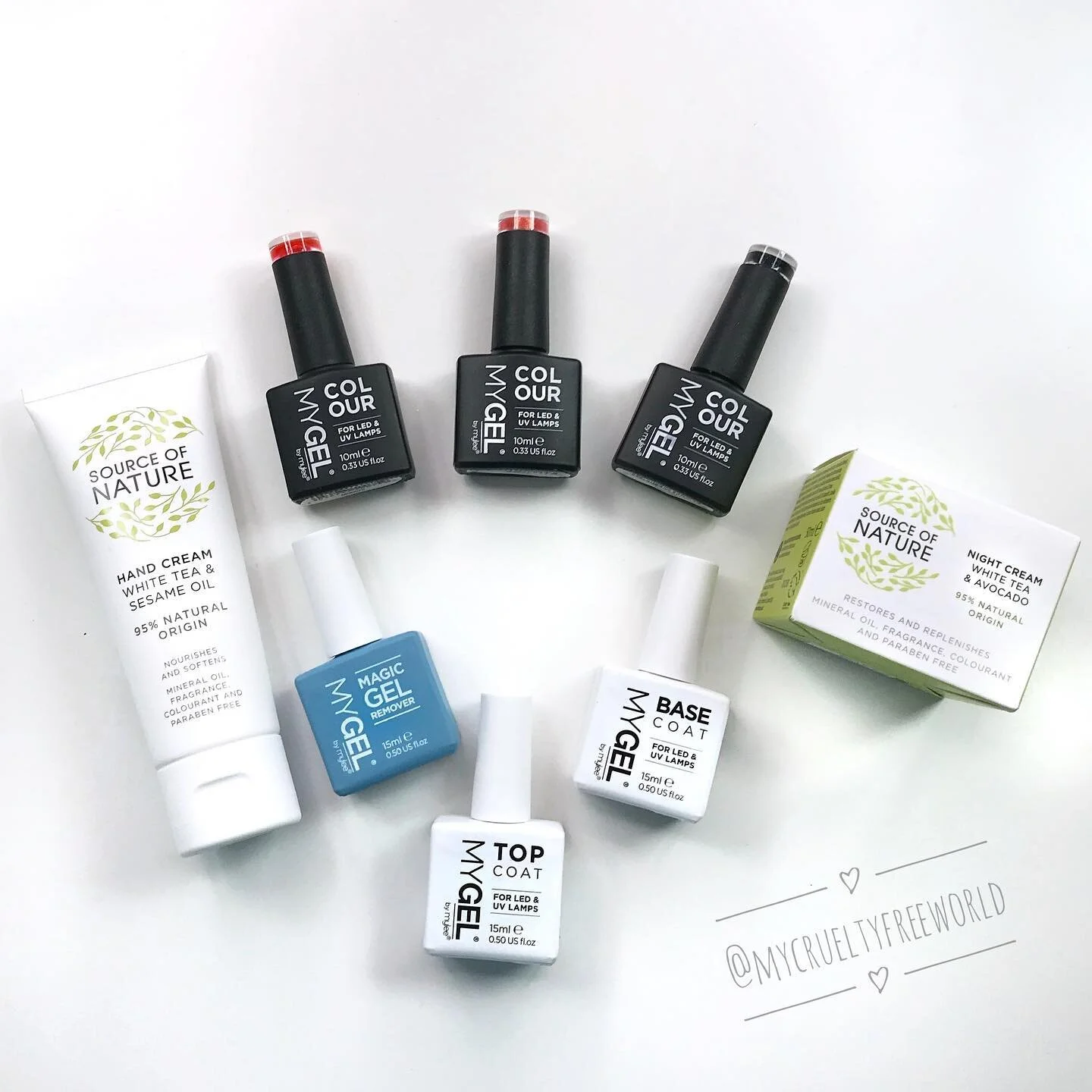 July Purchases - I am so pleased with how little I bought last month.
I didn’t need three new @myleebeautyofficial colour polishes, but I couldn’t resist while I was buying a new top and base coat. Not sure how much I like the magic gel remover at th