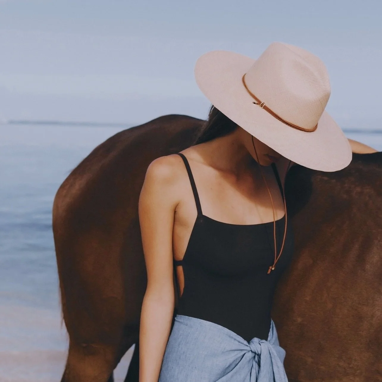 MORNING DIP // hat in-store