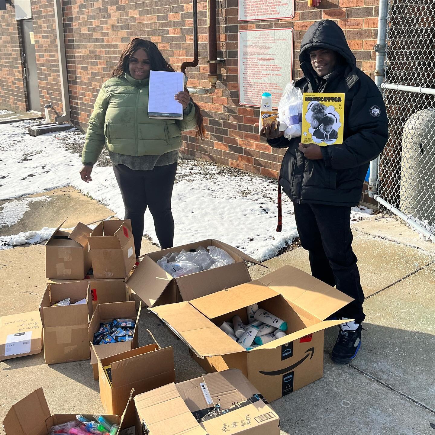 Thanks to generous support, we were able to provide holiday care packages to youth in all five youth prisons! With high commissary prices and limits on how much they can purchase, youth are often left without enough hygiene products, clothing items, 