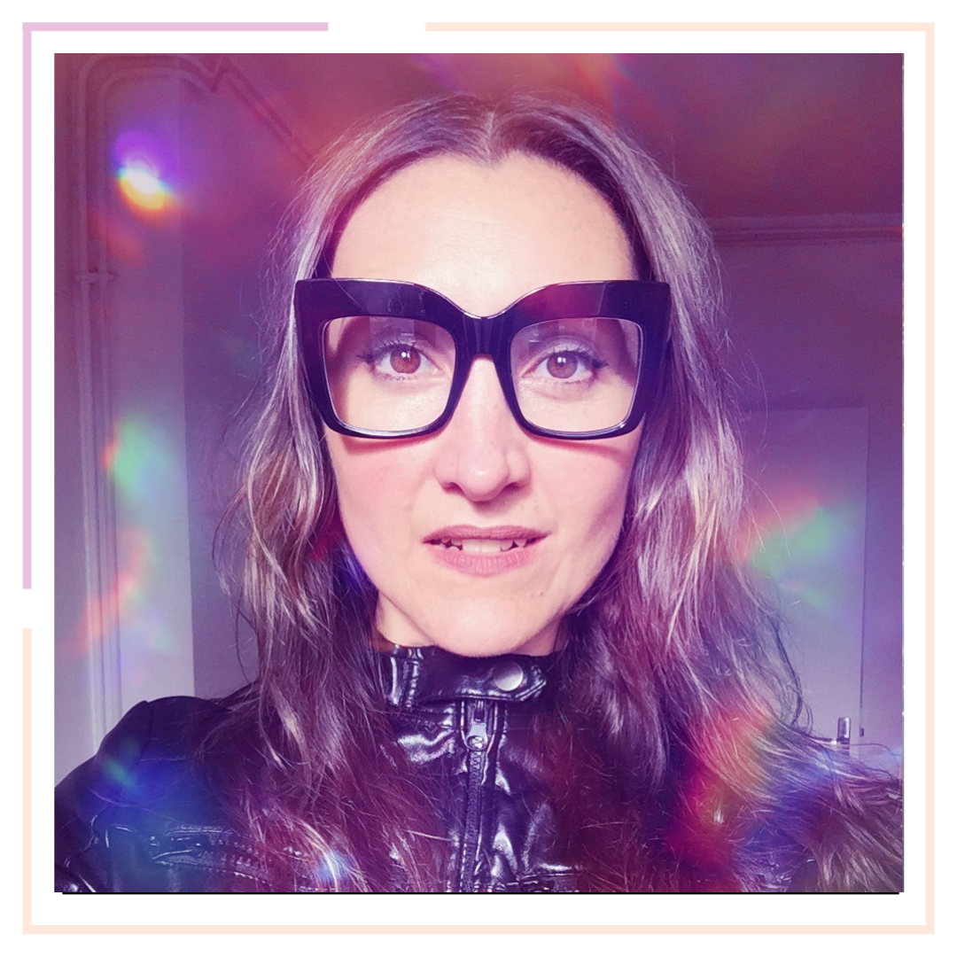 ICONIC STYLE ALCHEMY WITH EYENIE