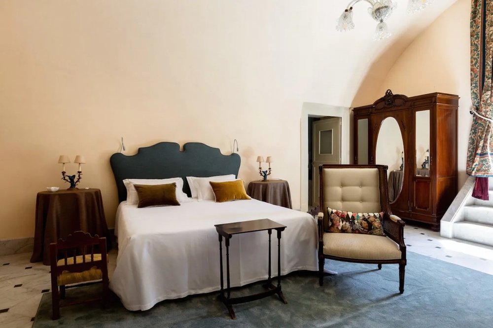 villa tasca distinguished bedroom.jpg