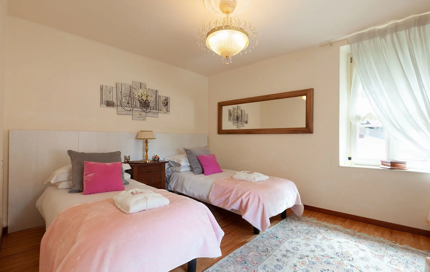 Villa Oliveto Lake Como - 35-twin bdr.jpg