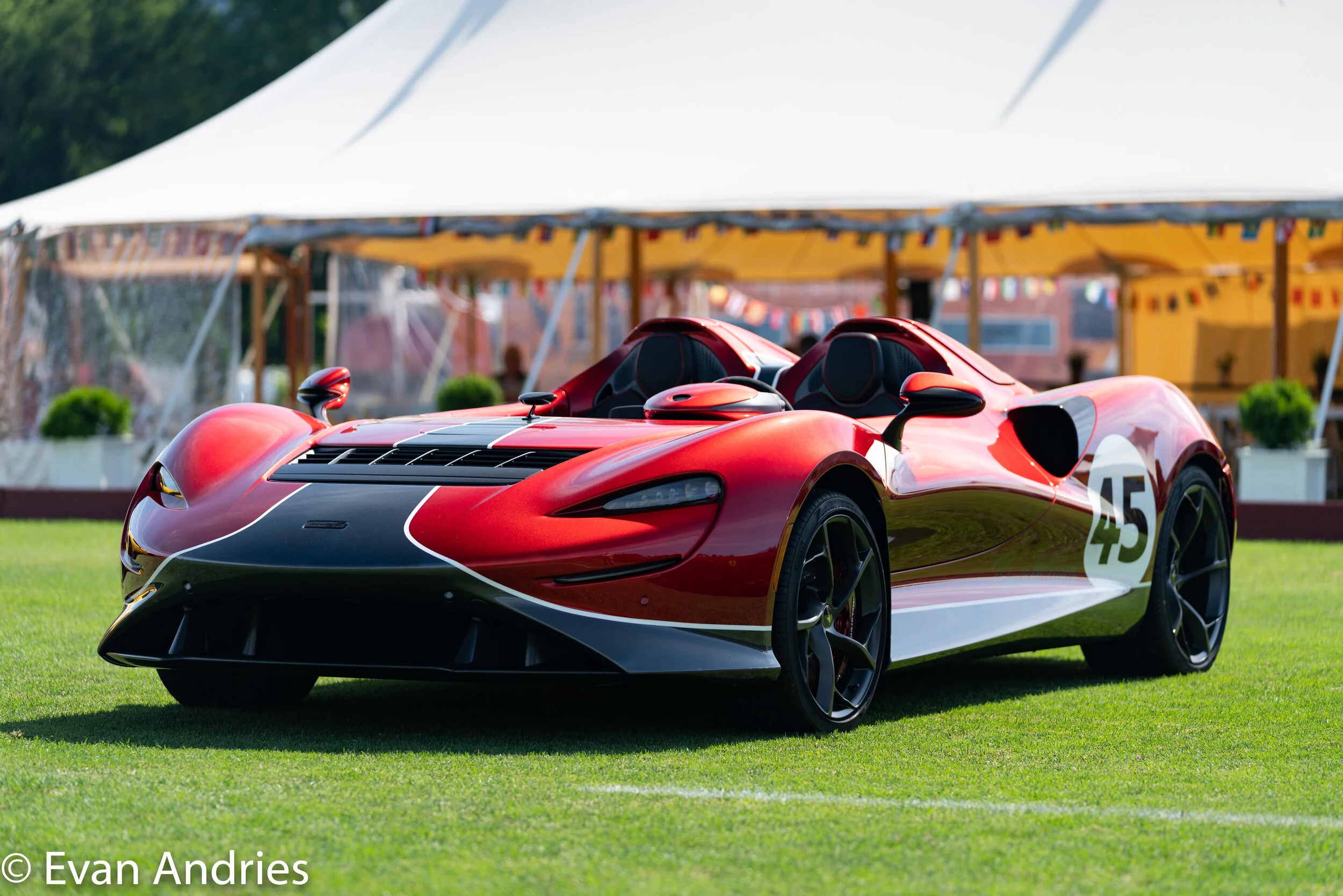 Ferrari & Friends-36.jpg