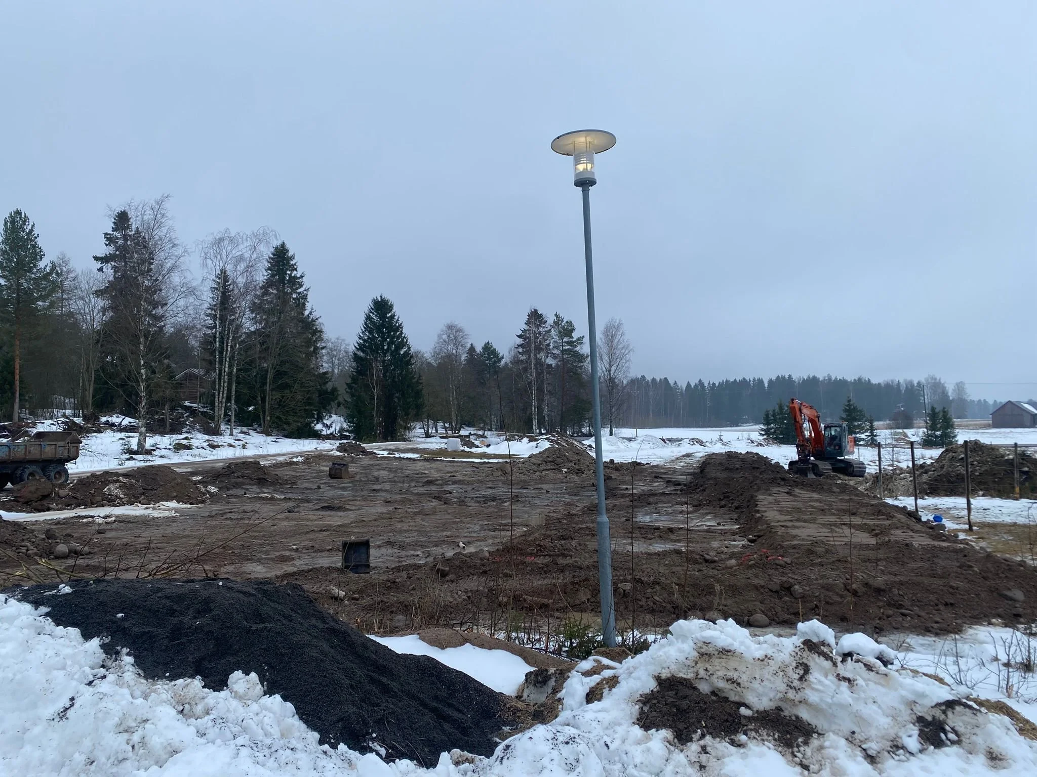 Maneesi — Mäkelän tila