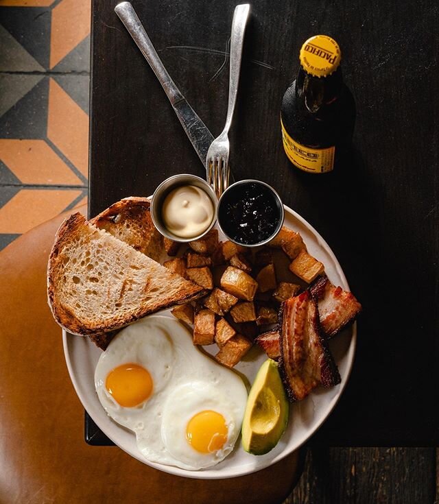 We support locally made hangovers with this Proper Breakfast 😋 Brunch is served from 11am-4pm! Join us