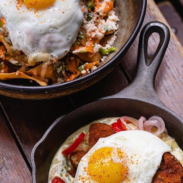 BRUNCH ALERT! 🚨 Missing an excuse to throw an egg on it and order dessert as an entr&eacute;e? Come on in we&rsquo;re back for BRUNCH and cocktails!🔻Served weekends 11am-5pm. 📸 @foodshootsdan
