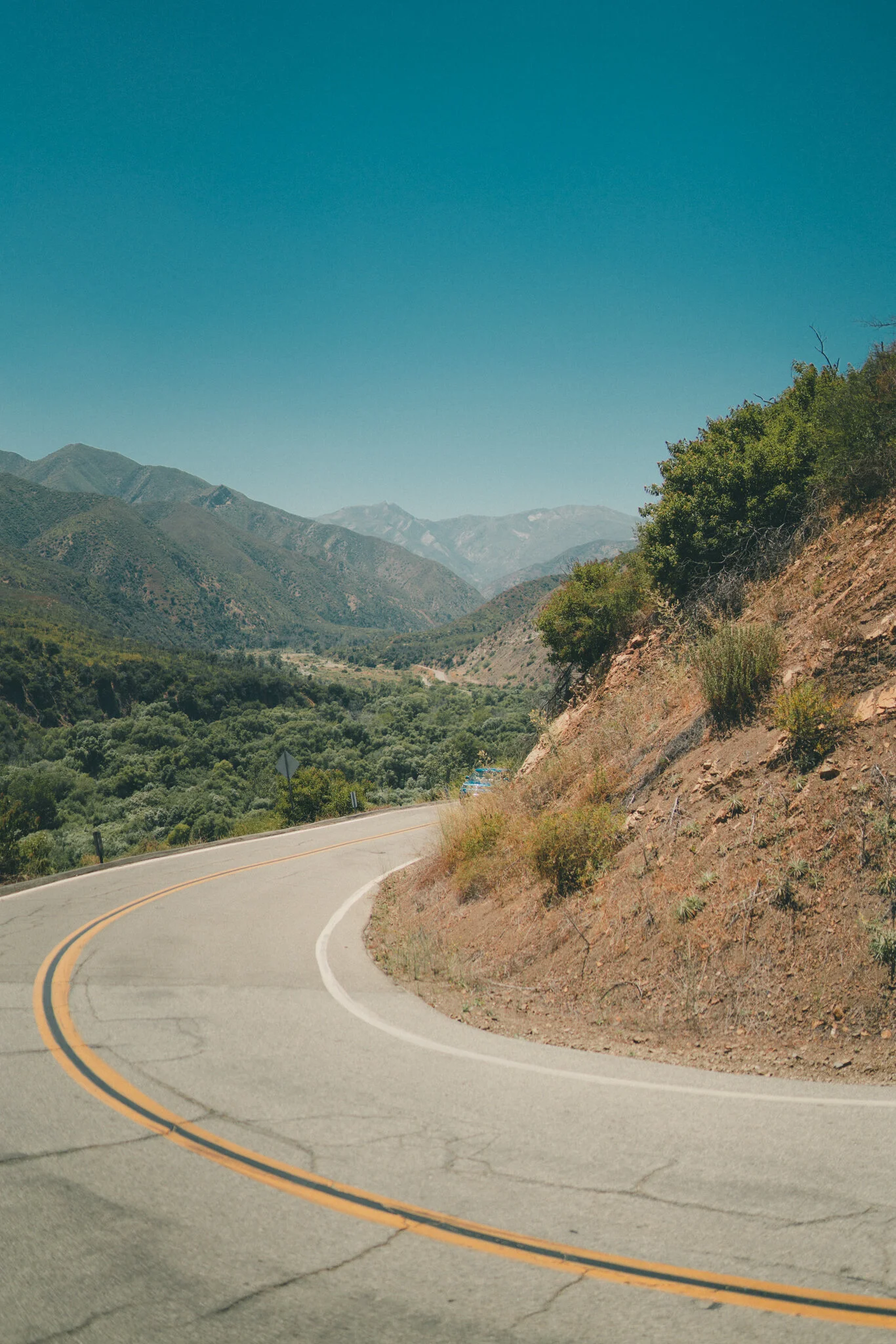 Round the Bend.jpg