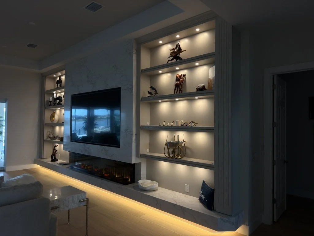 02-entertainment-wall-right-view.jpeg