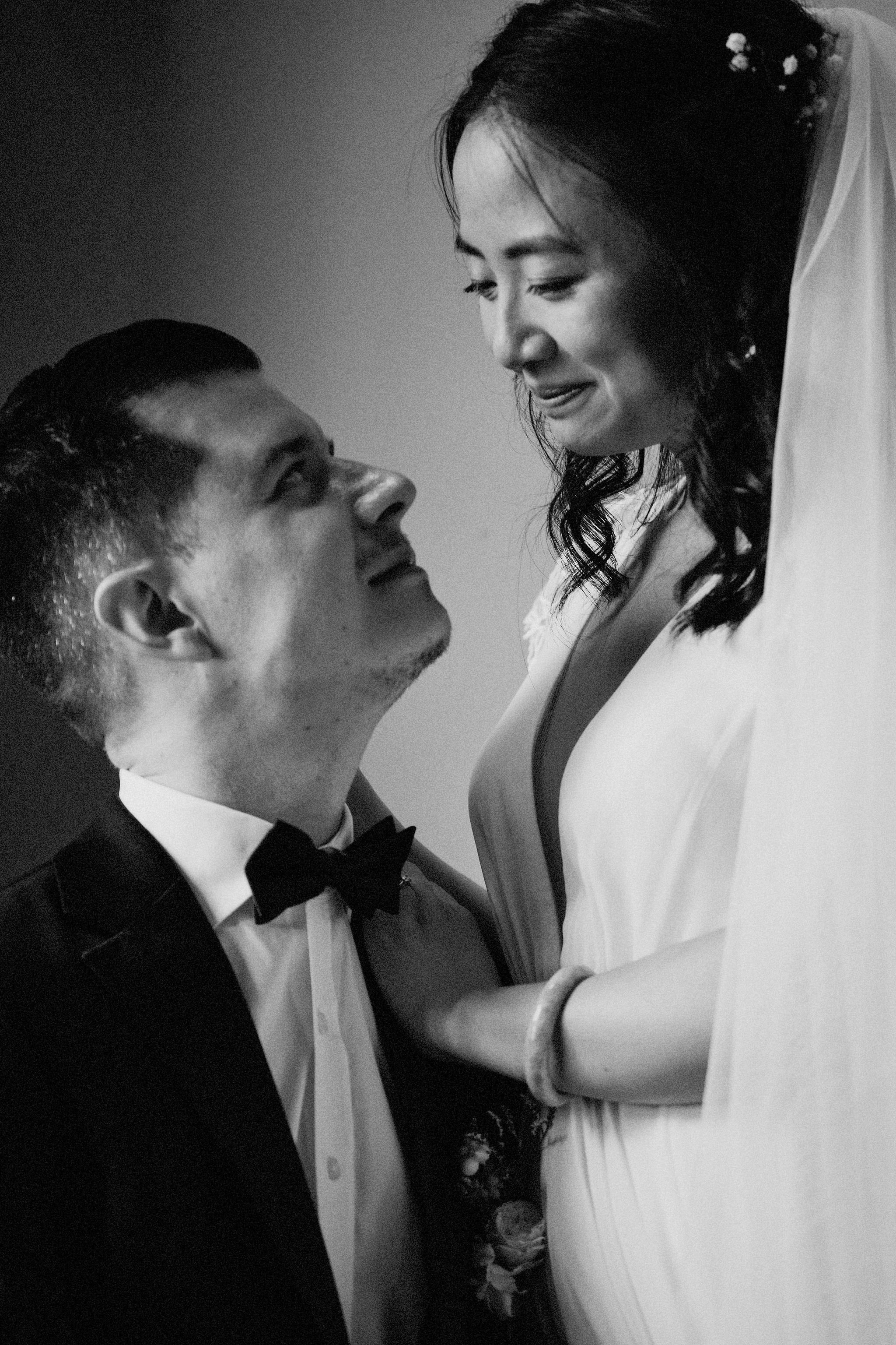 Ellie&Pierre-030922-IMG_3121bw.jpg