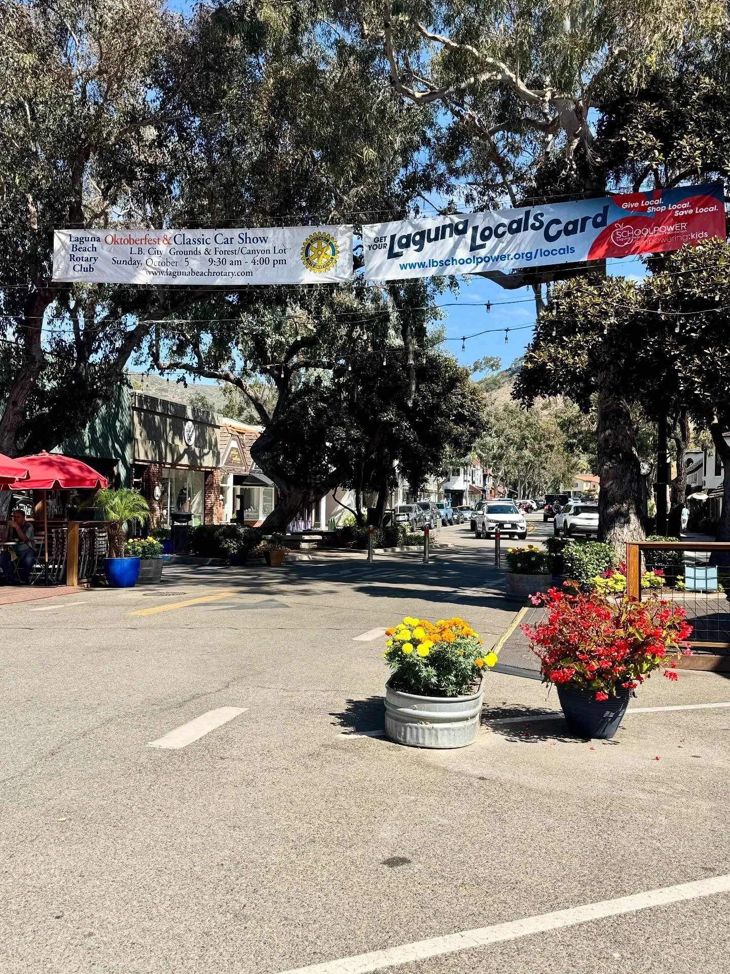 GIVE LOCAL ✌️ SHOP LOCAL 💛 SAVE LOCAL. Parents, Students don&rsquo;t forget to use your local card @bushardspharmacy 
@lbschoolpower 
Community Support is key to keeping us &amp; our neighboring stores/restaurant&rsquo;s here!! . #thinklocalfirst #l