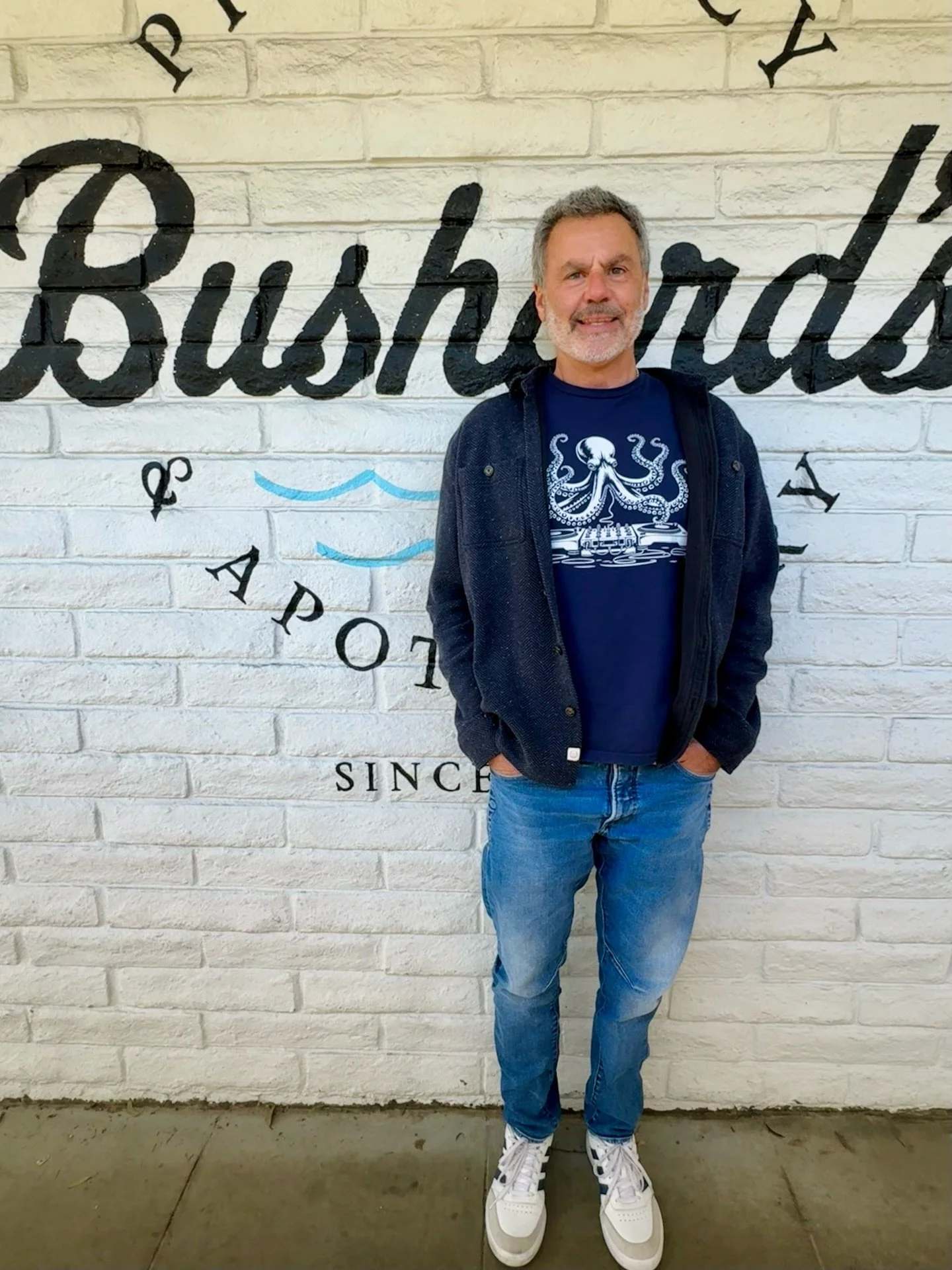 Meet local Michael &amp; master jeweler of @rockmartincustomjewelry 💎
I moved to Laguna Beach in 1990 to work at Rock Martin Jewelers, founded by my father-in-law in 1968 at the Sawdust Art Festival. It was there, working in her dad&rsquo;s store, t