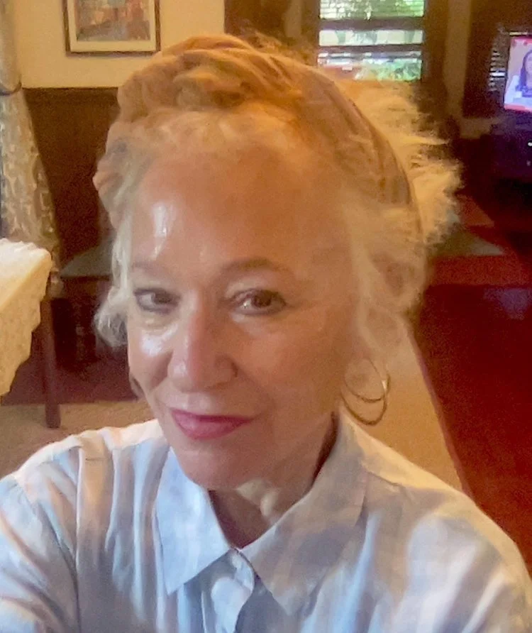 Leanne Grabel presents Brontosaurus Illustrated &amp; My Husband's Eyebrows. With Poet Tiffany Lee Brown.