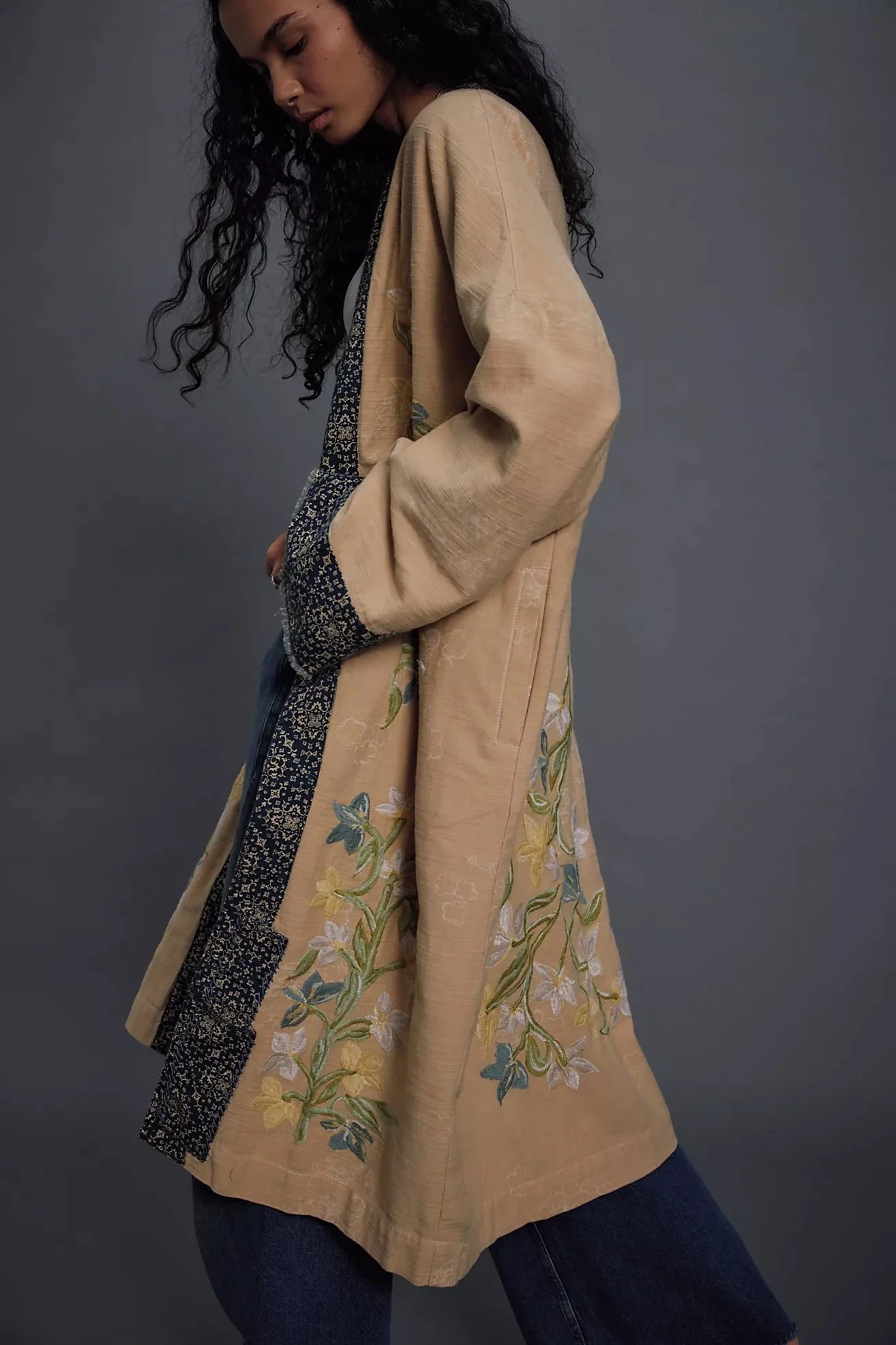 nyc-personal-stylist-vintage-inspired-embroidered-duster-olsen-style.jpg