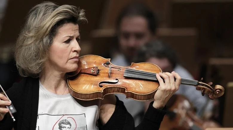 Anne-Sophie Mutter lobbies for increased arts relief from the German government