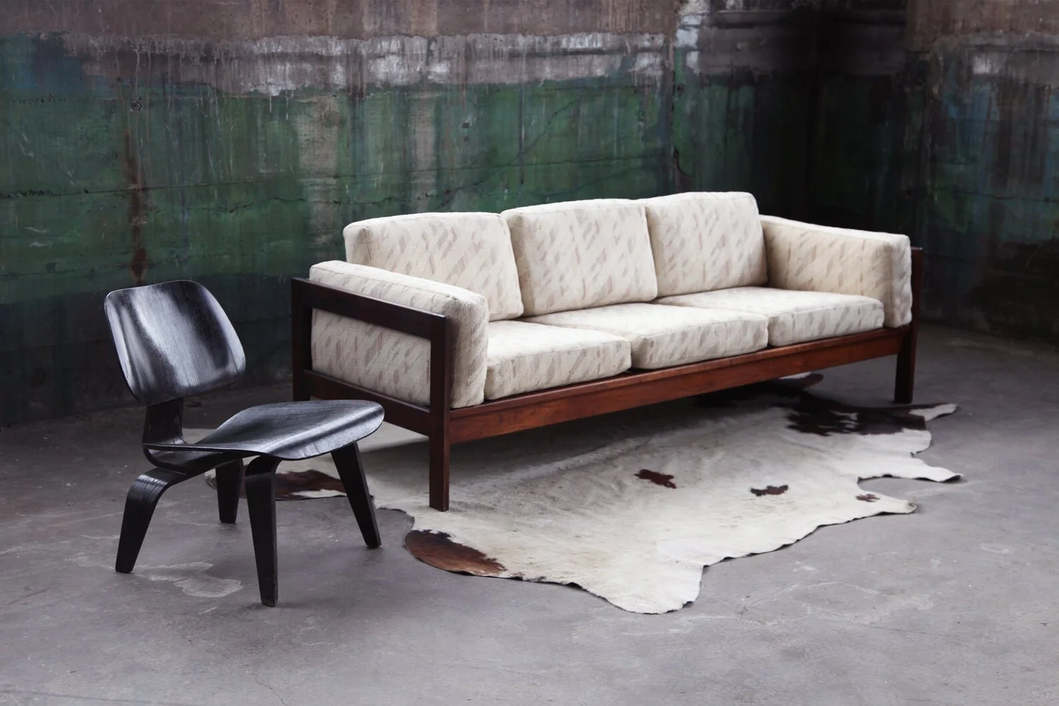 1960s Postmodern Tobia Scarpa for Knoll Attributed Sofa With Upholstered  Cushions Bastiano — Catch My Drift Vintage