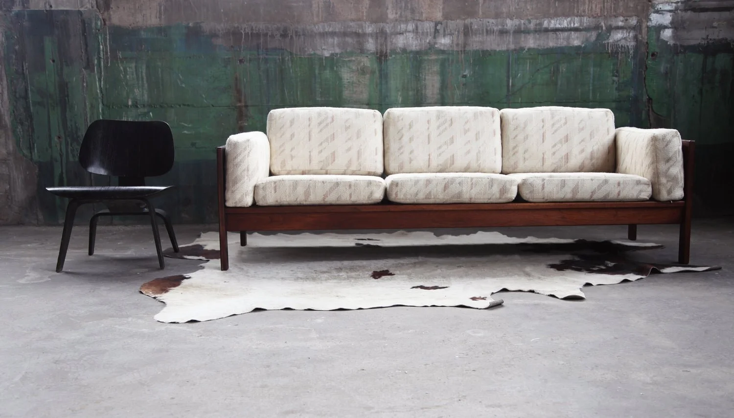 1960s Postmodern Tobia Scarpa for Knoll Attributed Sofa With Upholstered  Cushions Bastiano — Catch My Drift Vintage