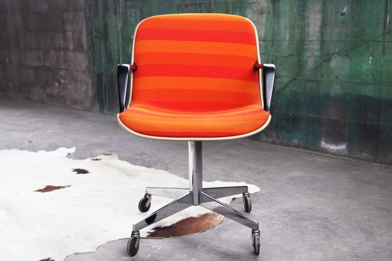Mid Century Vintage 1975 Steelcase Executive office Chair 70s Knoll orange  red textile Pollock Armchair CHROME MCM Danish Modern Post Modern — Catch  My Drift Vintage