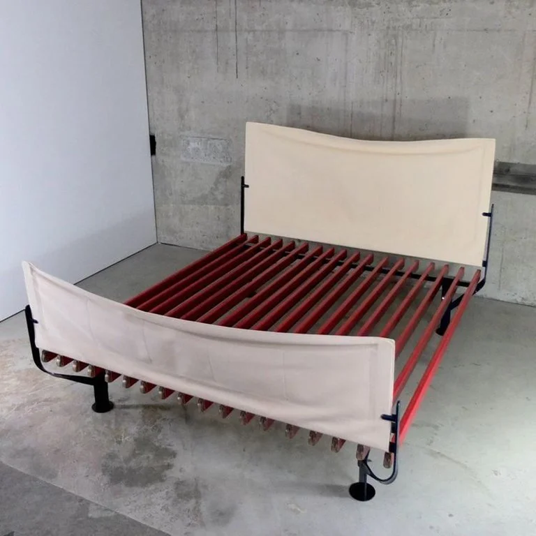 itititi-doppelbett-von-achille-castiglioni-1984_1.jpg