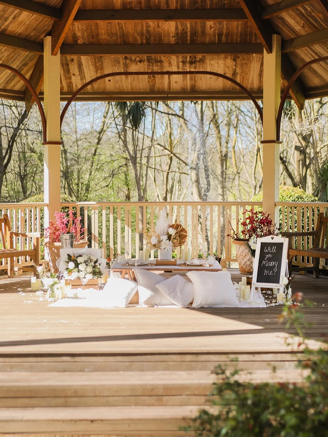 Proposals done differently.
Our Fancy Pants Picnic package among the gardens at Ashcombe Maze &mdash; the perfect Mornington Peninsula moment 💍✨