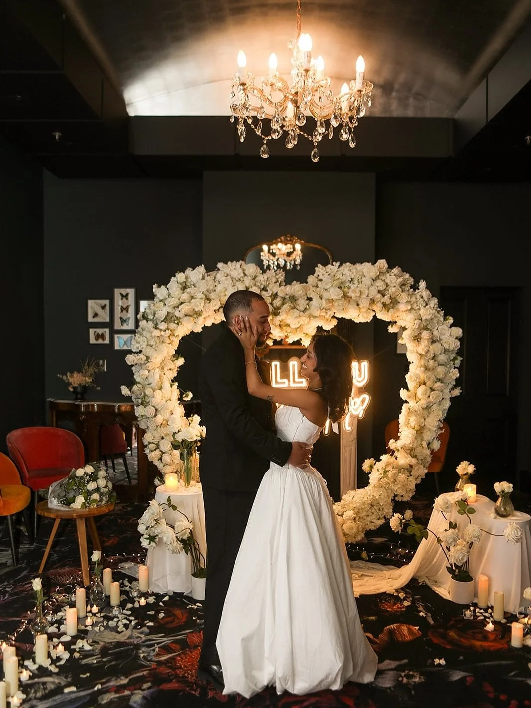 When intermission at the Princess Theatre turned into forever ✨
He told her they were just ducking out to his work function&rsquo;s break-out room&hellip; little did she know it was her own private proposal! 💍
Did they make it back in for the second
