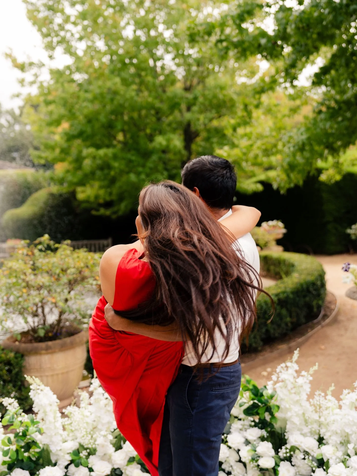 We&rsquo;ve had the pleasure of creating over 1,000 proposals and every single one still feels just as special 🤍
There&rsquo;s nothing quite like helping a couple begin their forever together.