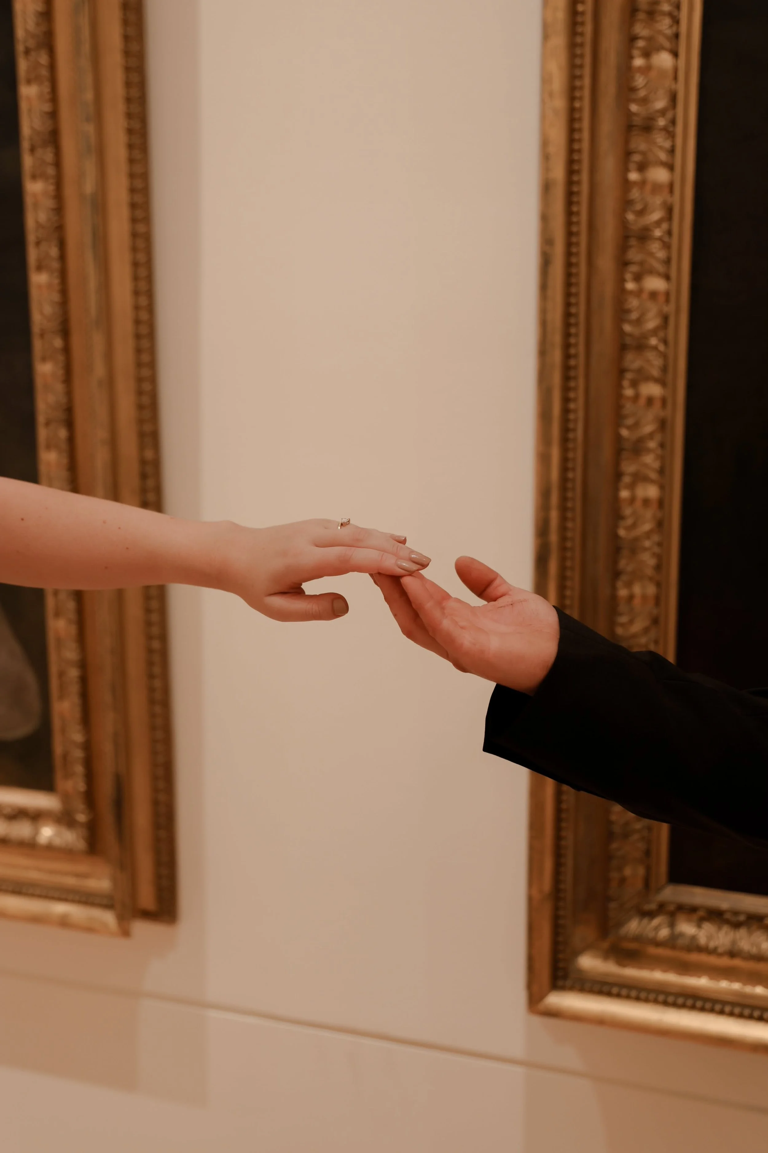 Unique_Art_Gallery_Proposal_Photographer2.jpeg