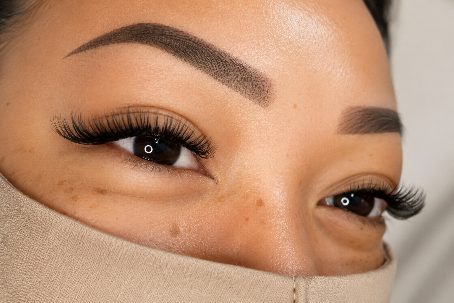 Volume cat eye lashes by Candace Suero on Shalene
