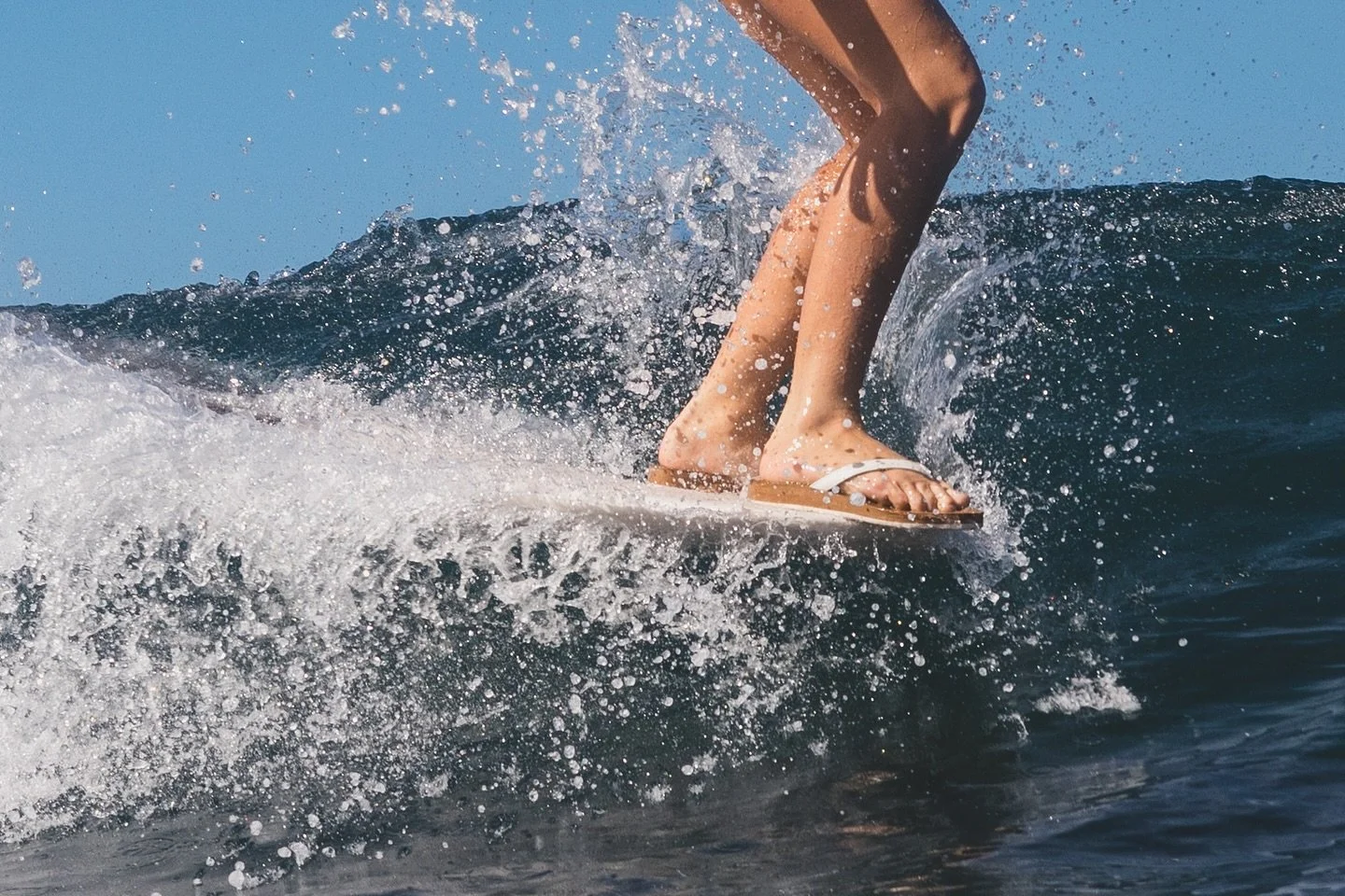 didn't want her slippers to get stolen ⚡️🙌🏼