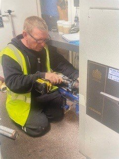 Safe Locksmith working at Safebusters