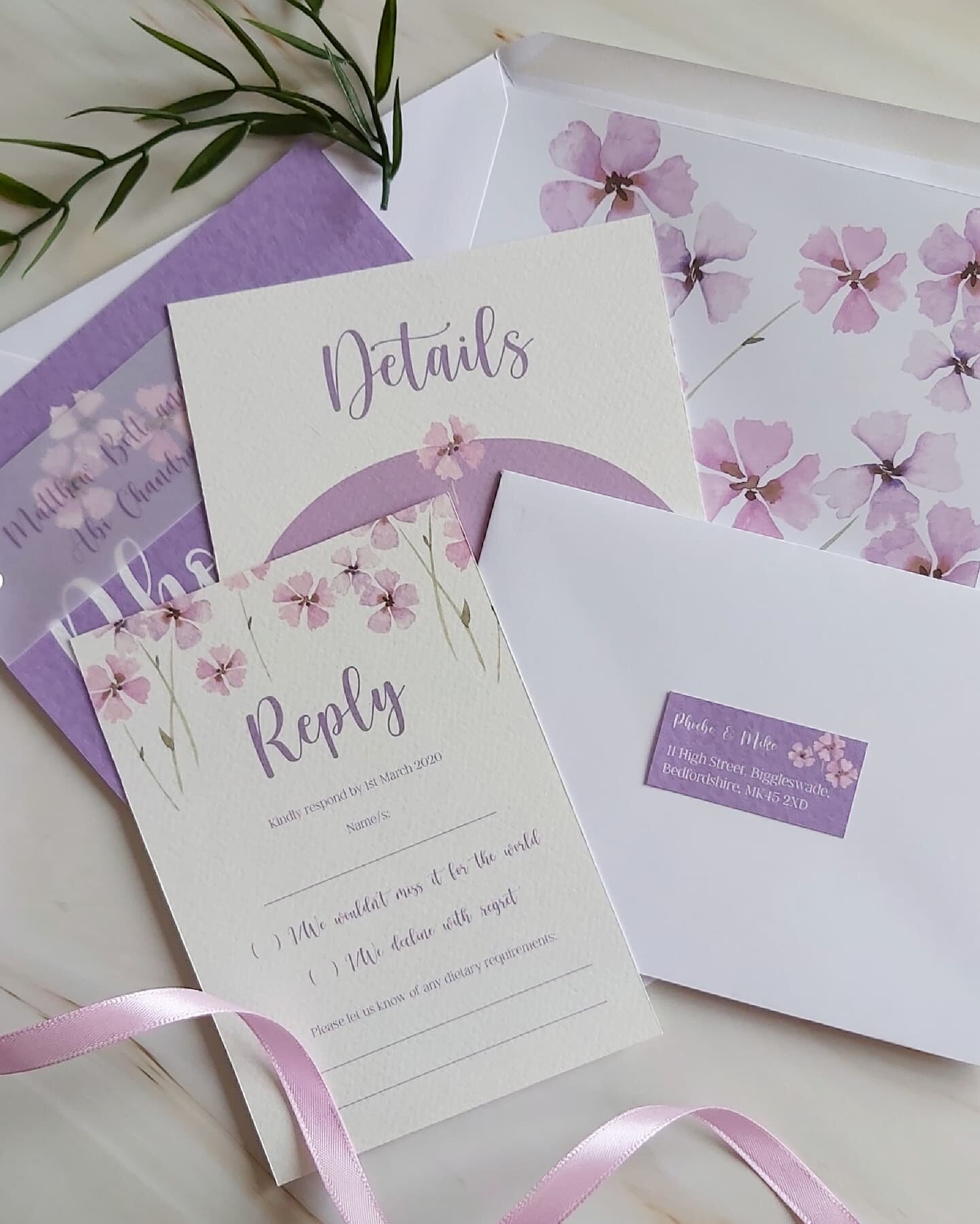 🌿🤍
Who's getting married next Spring/Summer? If that's you then now is the perfect time to start thinking about your invites.
.
Stationers are typically super busy in the autumn/winter months as this is when you need to send out invites for the Spr