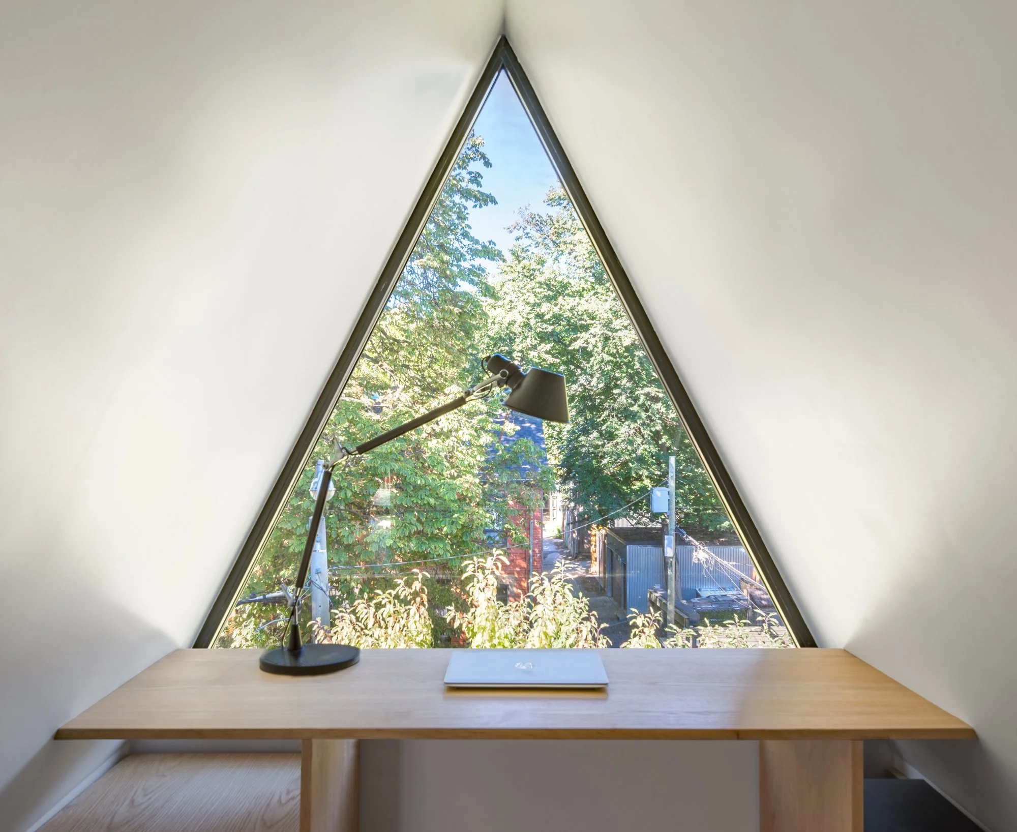 Reading room of Blong House designed by SOCA