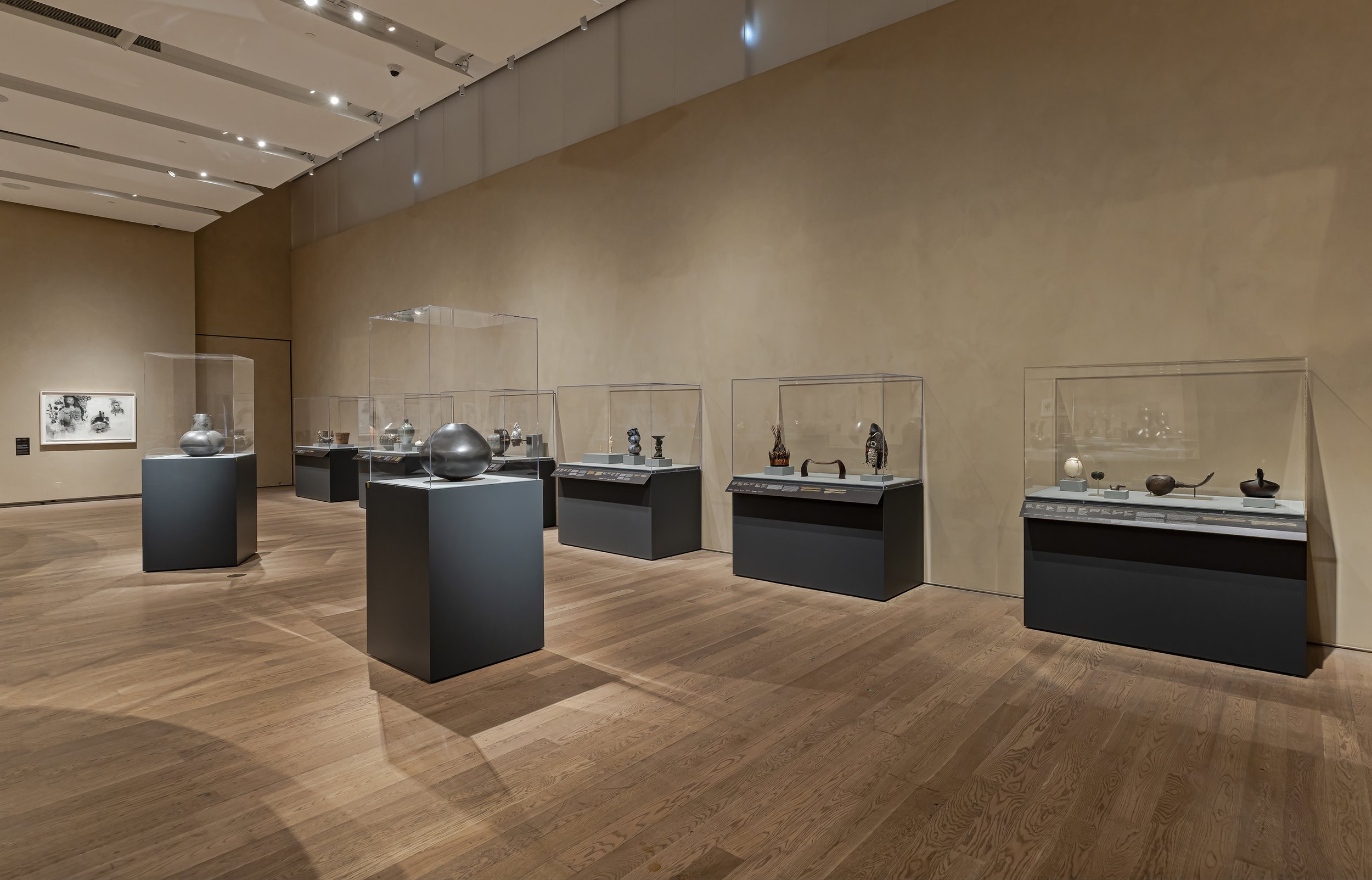 Standing plinths as part of Magdalene Odundo Exhibition designed by SOCA. Photography credits to Toni Hakenscheid