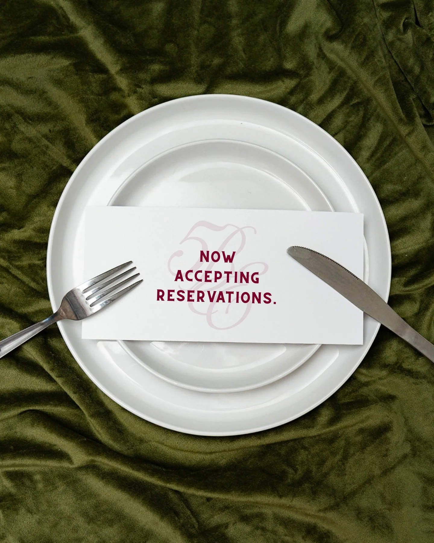 The table is officially open. 🍸🍽️✨⁠
⁠
Tickets for The Five-Course Branding Experience are LIVE!⁠
⁠
There are only 25 seats at the table and yours is waiting. ⁠
⁠
📍 New Orleans⁠
📅 November 19⁠
🎟️ $35⁠
⁠
Grab your seat now &rarr; link in bio!!
