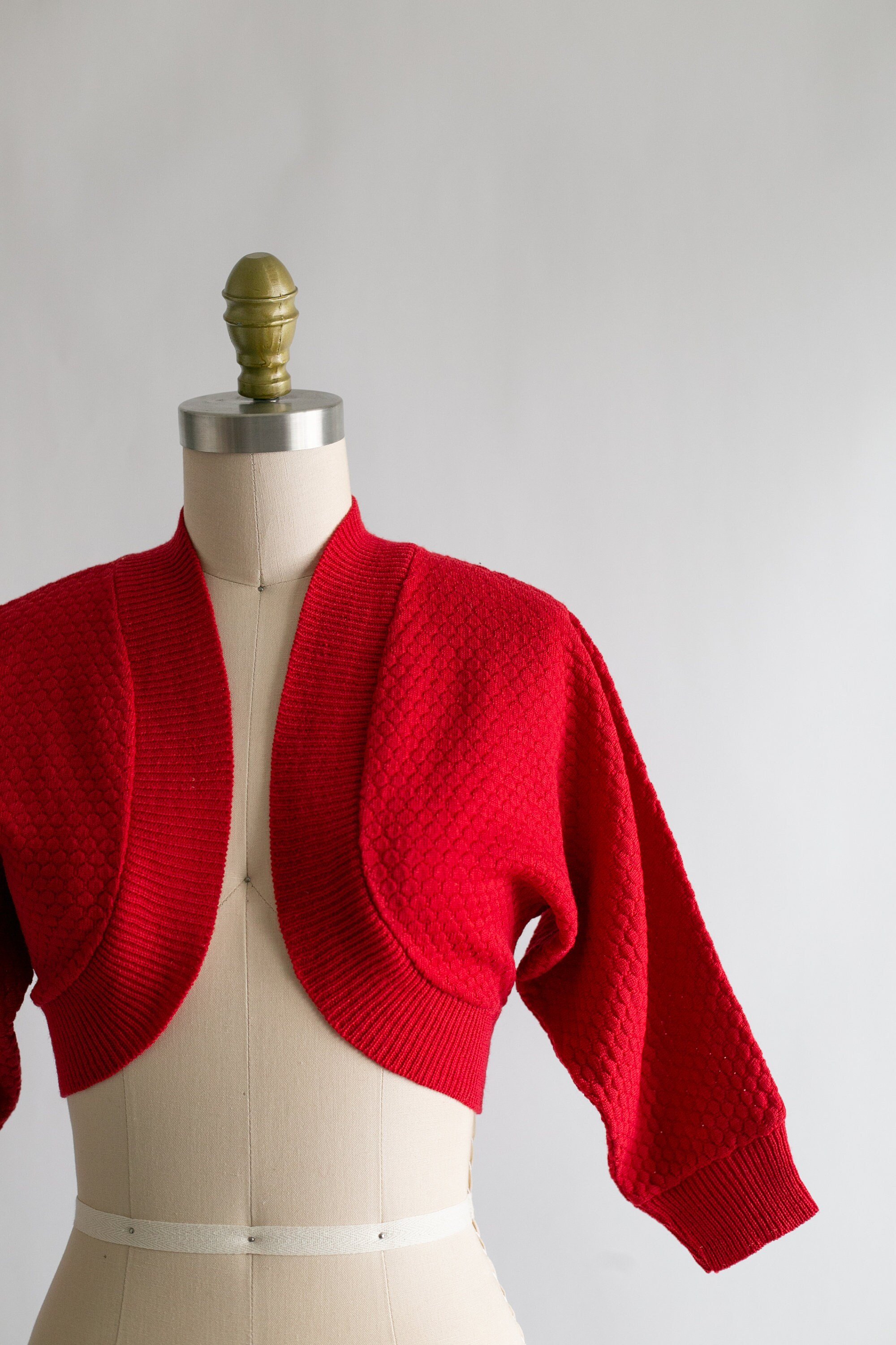https://i.etsystatic.com/6815512/r/il/5ce4d7/4367524704/il_fullxfull.4367524704_79ip.jpg