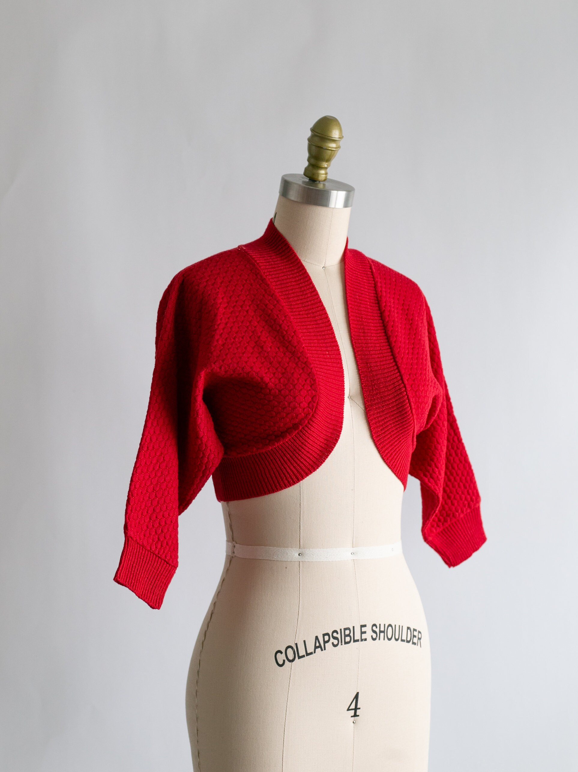 https://i.etsystatic.com/6815512/r/il/de4513/4414916217/il_fullxfull.4414916217_1bux.jpg