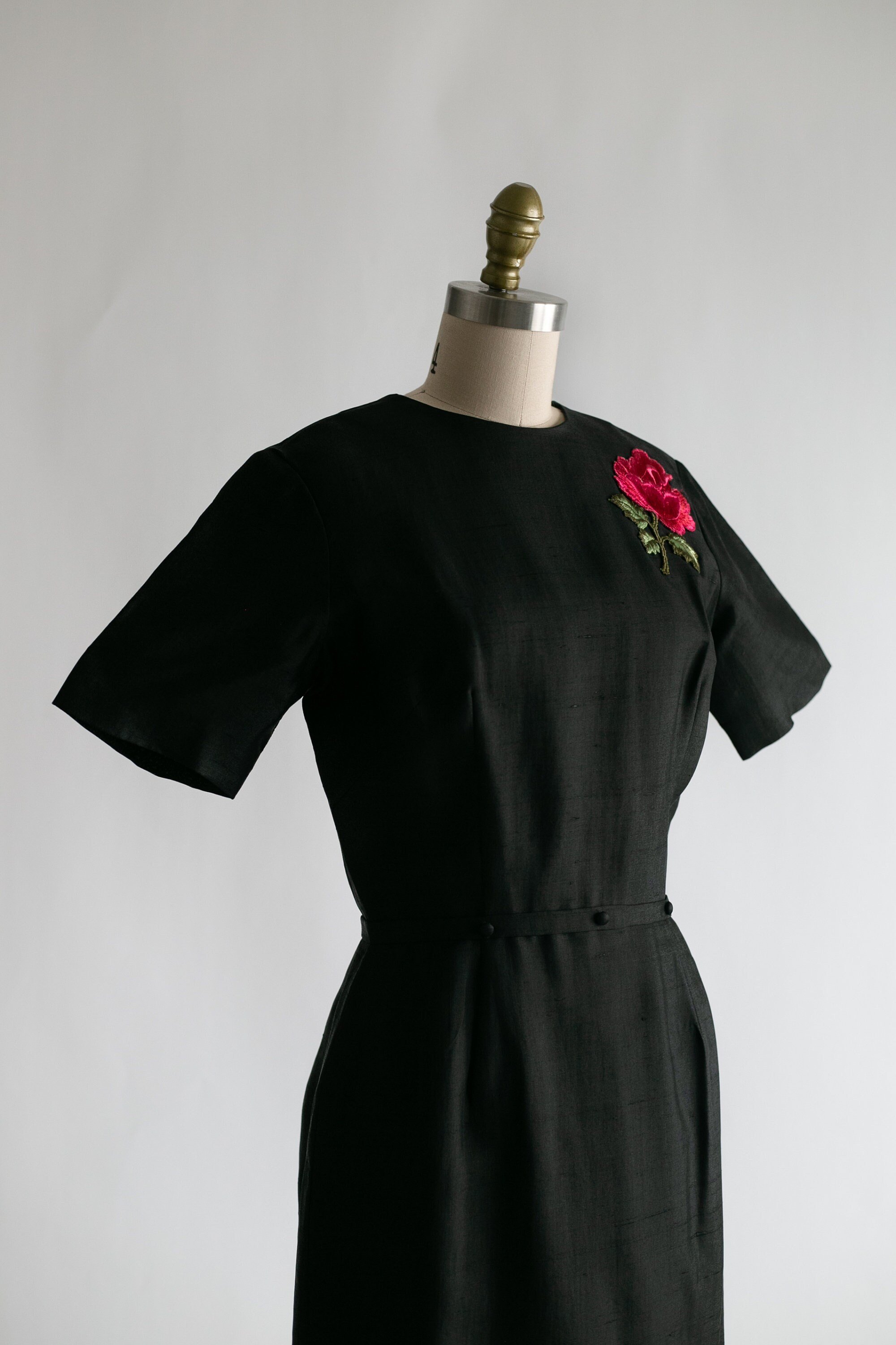 https://i.etsystatic.com/6815512/r/il/06ee61/4414679173/il_fullxfull.4414679173_ozo4.jpg